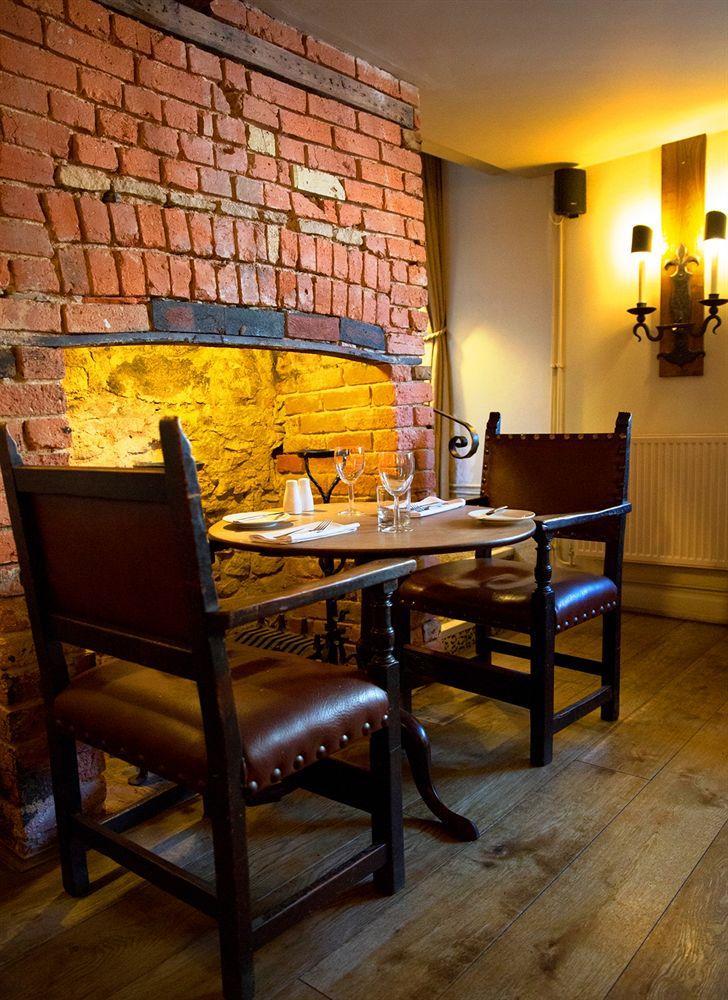 Queens Head Inn Nassington Exterior foto